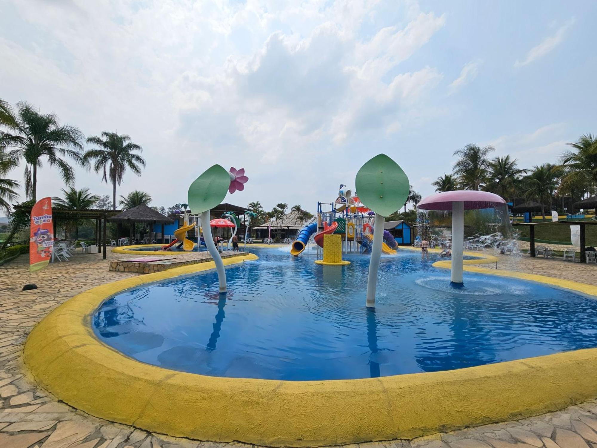 Flat Quartier Aldeia Das Aguas Park Resort Dorandia Ngoại thất bức ảnh
